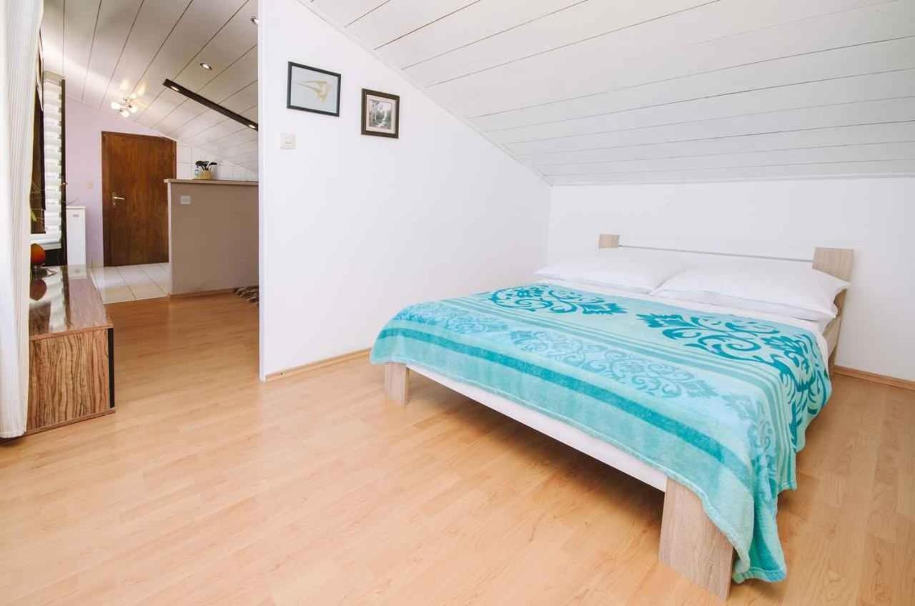 Apartment In Crikvenica 39210 Екстериор снимка