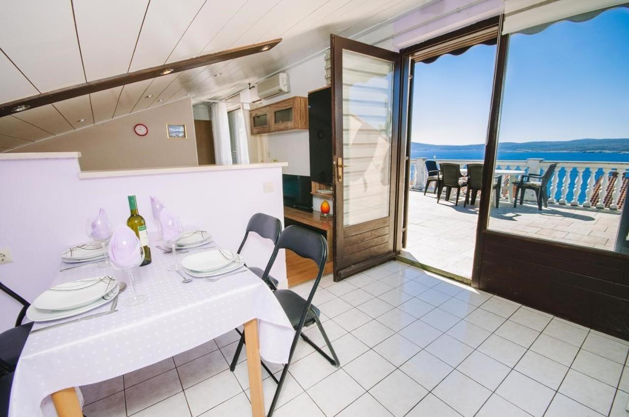 Apartment In Crikvenica 39210 Екстериор снимка
